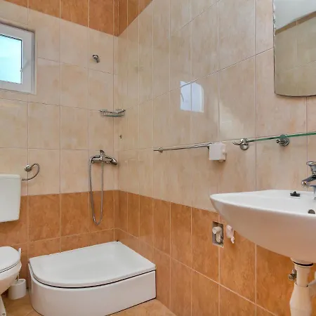 Rubin-4 By Interhome Appartement