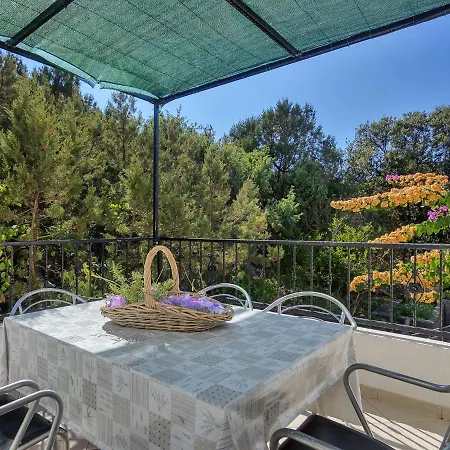 Rubin-4 By Interhome * Selca kod Bogomolja